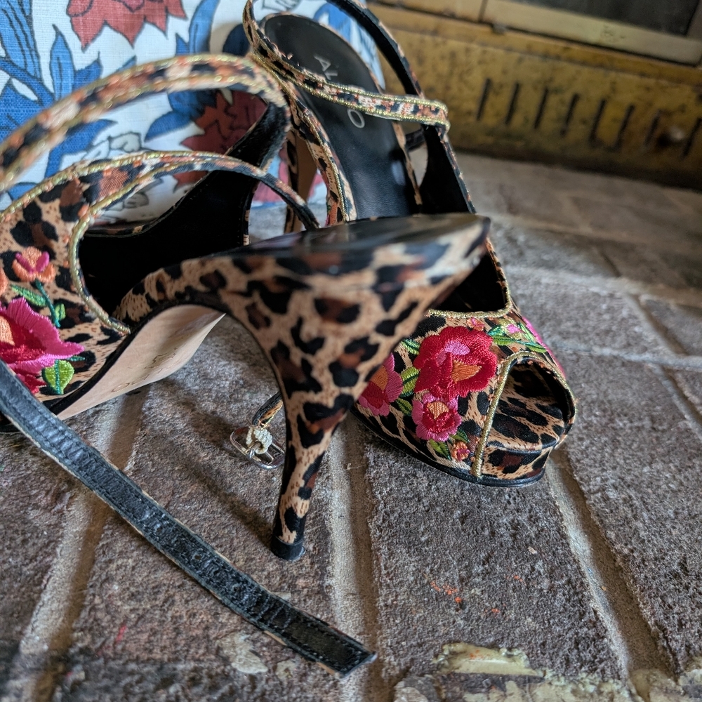 Leopard Print Floral Embroidered Aldo Women's Heels - Picture 7 of 10
